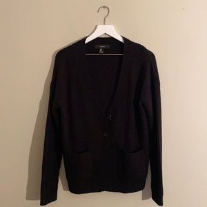 Forever 21 black button up cardigan with front pockets